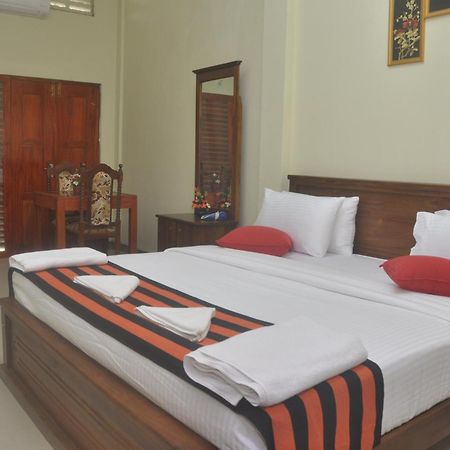 The Max Villa Negombo Eksteriør billede