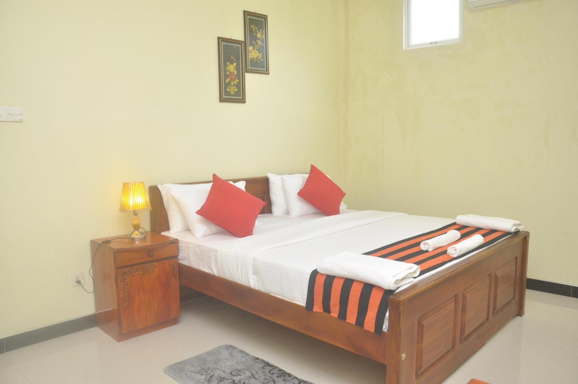 The Max Villa Negombo Eksteriør billede