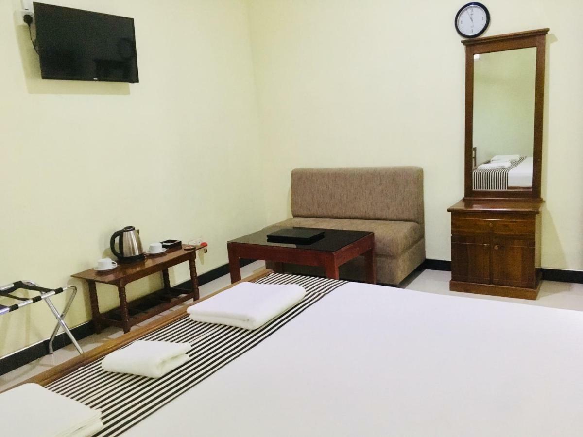The Max Villa Negombo Eksteriør billede