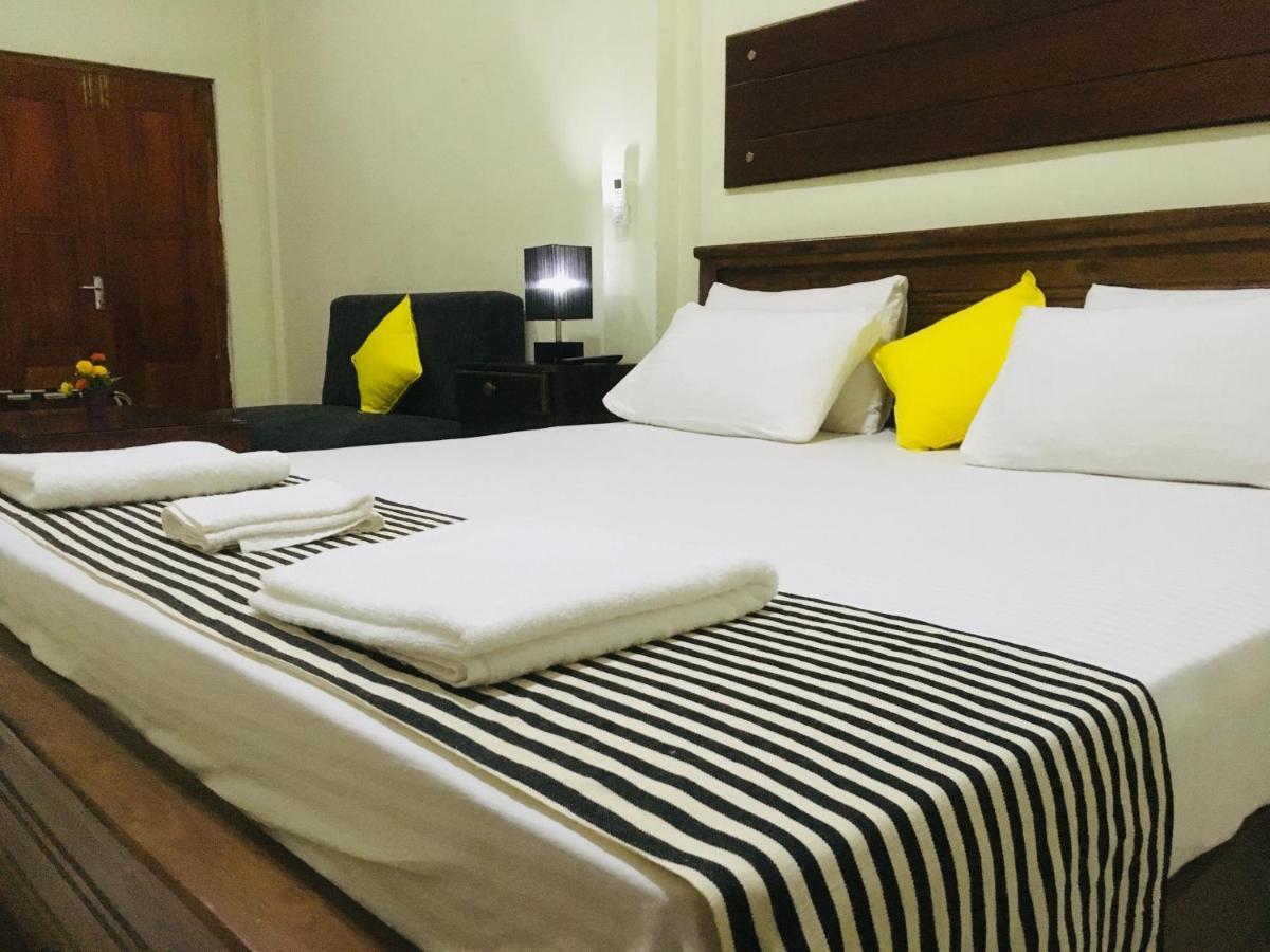 The Max Villa Negombo Eksteriør billede